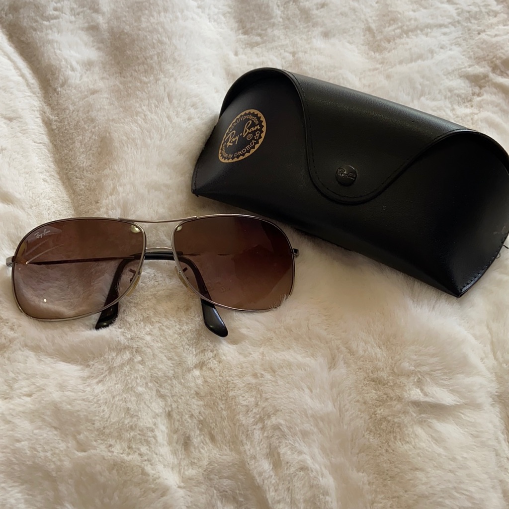 Ray-Ban Aviator Unisex Sunglasses